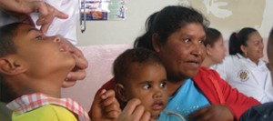 Devrimci Doktorlar – Venezuela ve Küba Dünyanın Sağlık Hizmeti Anlayışını Nasıl Değiştiriyor?